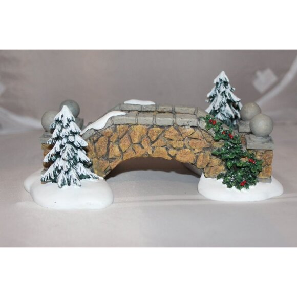 Dept 56 Village Accessories - Stone Footbridge - Picture 2 of 6